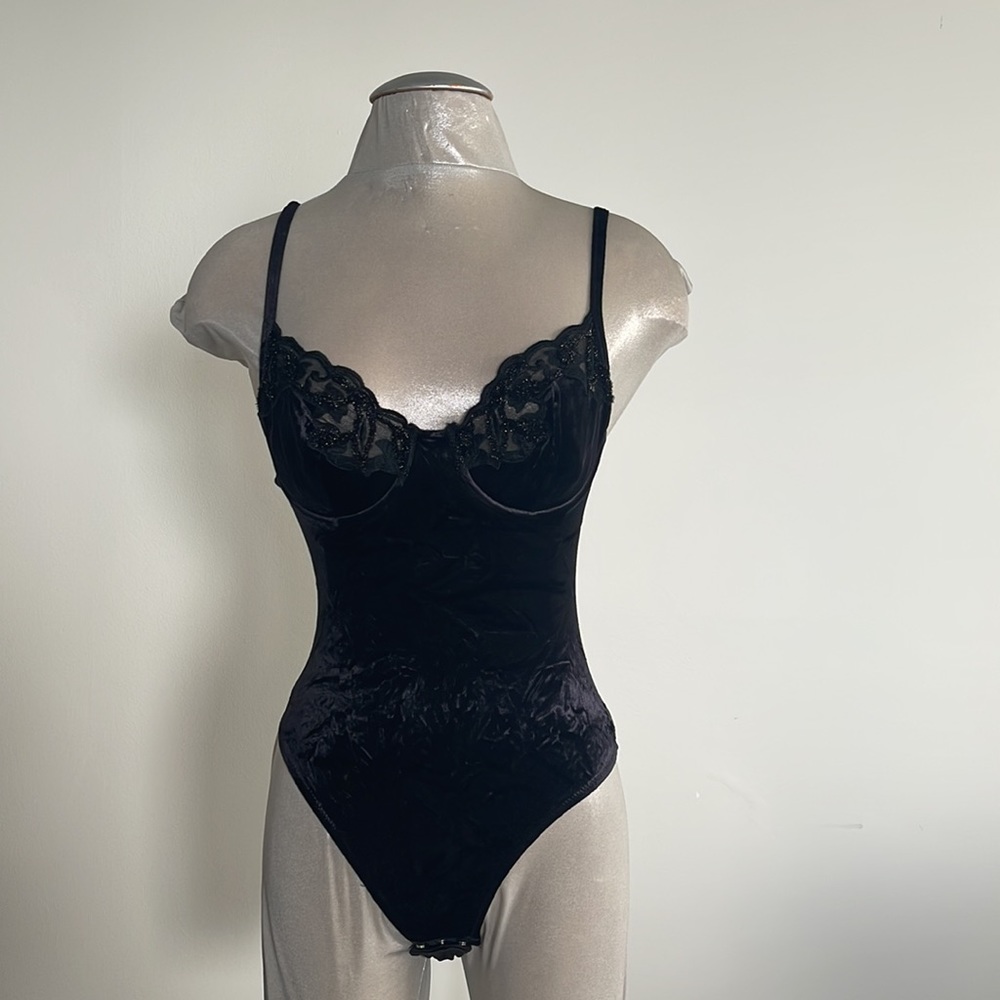 LaPerla black velvet bodysuit size 3 fits XS/S